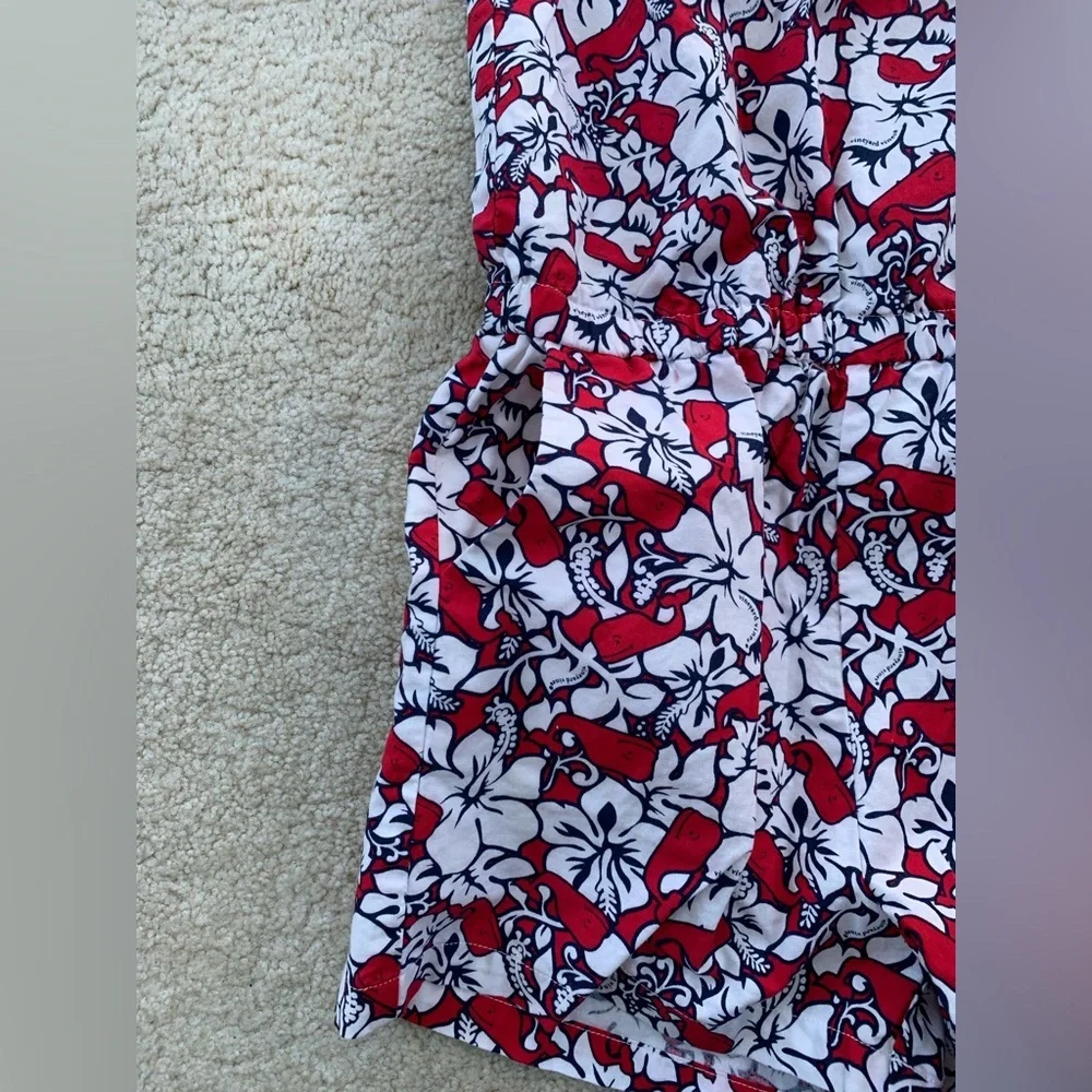 Vineyard Vines Size Medium, 7/8, Red and White Hibiscus Floral Tank Romper